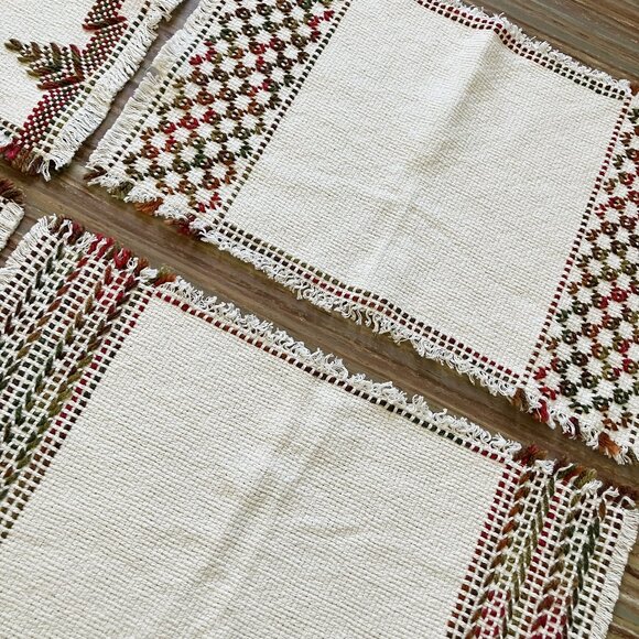 Scandinavian Hand Embroidered Cotton Placemats Huck Weaving Variety of 4 - Picture 7 of 8